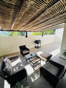 3 Bedrooms Home. Walking distance to the Malecon.