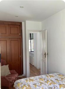 Alquila solo la Habitación cómoda no el piso entero en el centro