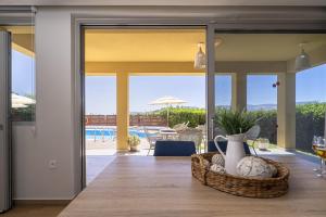 Villa Yiannis by Villa Select