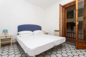 M445 - Marcelli, trilocale vista mare con giardino