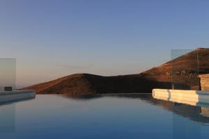 The Royal Oak Kea Greece