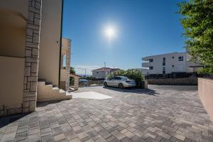 Apartments Lokvica with pool