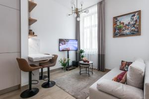 Studio, Premium Design 5 min Old Town Self Check-In