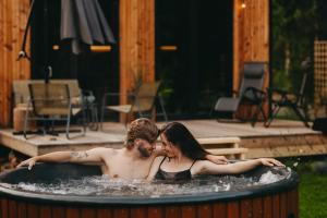 Otuli - całoroczne domy z jacuzzi, blisko Kielc