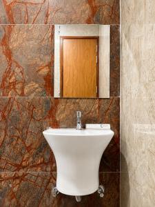 LetStay - Urban Nivas, Luxury Apartments in Noida Sector 63A, Near Fortis Hospital