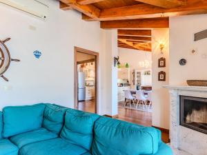 Apartment La Terrazza sul Lago by Interhome
