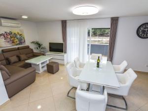 Apartment Apartment Sana 1 by Interhome