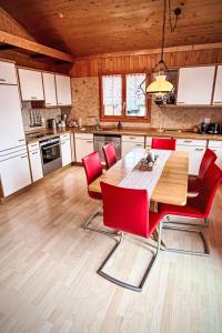 Chalet La Marmotte by Interhome