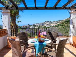 Apartment Almuñecar Tropical V-5 by Interhome