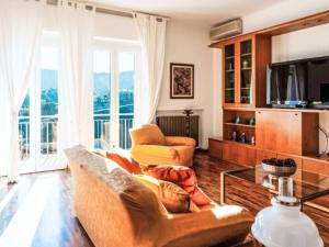 Holiday Home Sunshine by Interhome