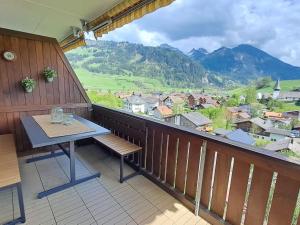 Apartment Bergluft Appartement-Fewo- Dusche oder Bad- WC 6-Bettwohnung by Interhome