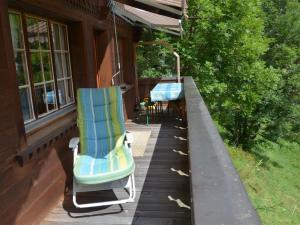 Apartment Marmotte- Chalet Appartement-Fewo- Dusche- WC 4-Bettwohnung by Interhome
