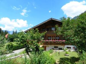 Apartment Giferblick Appartement-Fewo- Dusche oder Bad- WC 3-Bettwohnung by Interhome
