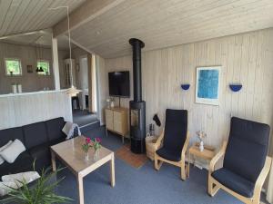 Holiday Home Vinny - 1km from the sea by Interhome