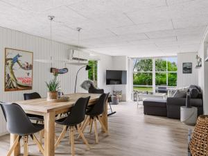 Holiday Home Glum - 300m from the sea by Interhome