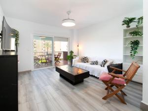 Apartment Son de Mar Gondola by Interhome