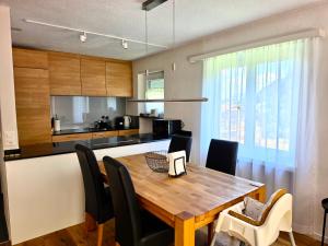 Family Apartment near Lenzerheide Ski-in & Fireplace