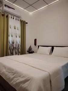 Yesumishi Airport Villas - Transit Hotel Katunayake