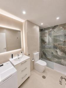 Victoria Court 2 Azure Haven