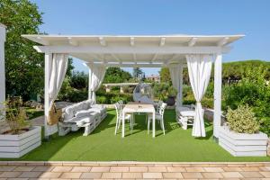 Trullo Vito with pool