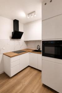 Modern 4-room Apartment with elevator, 3 balconies