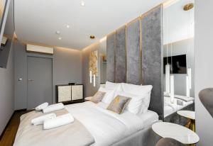 Aria Suites