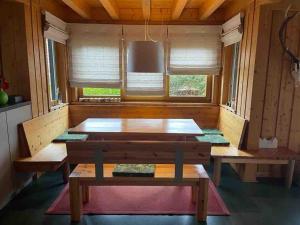 Cozy hunting lodge with garden on the Eifelsteig