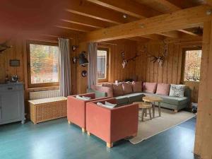 Cozy hunting lodge with garden on the Eifelsteig