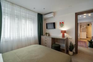 Avalon Old City apartment