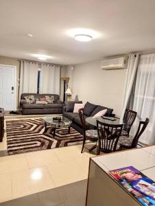 Bright Comfortable 3-Bedroom Apartment, Free Parking, Near Spa Le Finlandais