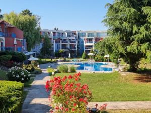 Apolonia Beach - Apartment for 5 people