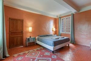 Grand mas provencal