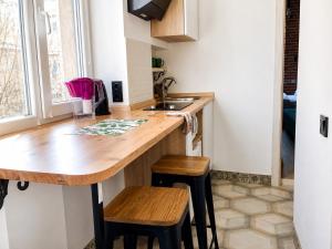 ROMANTIC Apartments-in center , 3 min to Rynok Square