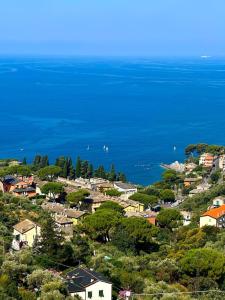 Ca Maria Colombo, entire accommodation with sea view and garden