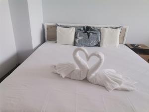 Large 3-Bedroom near Arena