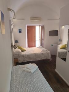 Munaciello Rooms