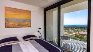 Luxury villa Mar with infinity pool in Rab