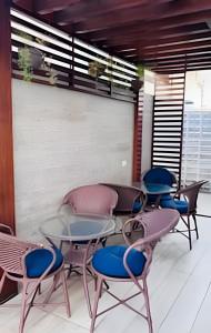 2 Qtos l Varanda | Piscina | Wi-Fi | Garagem