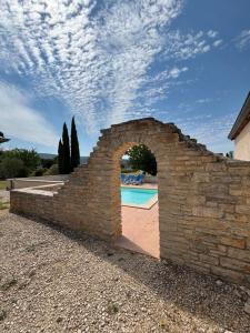 Villa Vallon Pont dArc