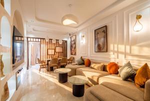 Hivernage Retreat - Pool & Balcony in City Center