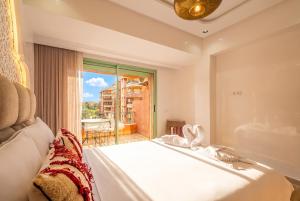 Hivernage Retreat - Pool & Balcony in City Center