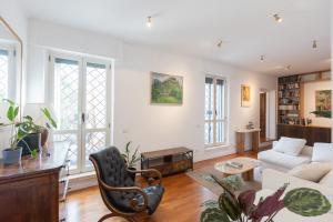 GuestHost - Termini Classy Apartment with Terrace