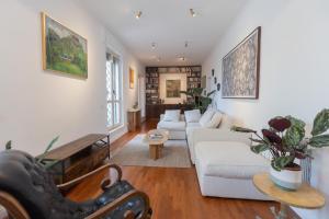 GuestHost - Termini Classy Apartment with Terrace