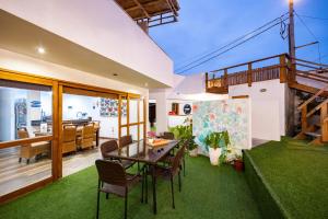 El Templo Surf House