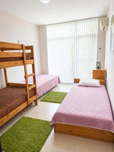 Grand Kamelia Family Friendly Hub and Pool