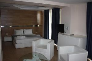 Aegean Blue Beach Hotel