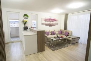 Luxury Apartment - Urban Plaza - Mountain View