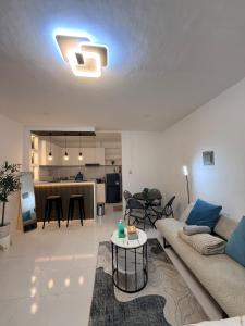 Nest Azul l Premium Studio 4 -Near Dahican Beach