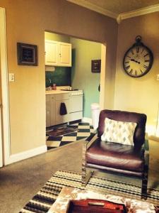Downtown Stay with Comfort & Convenience