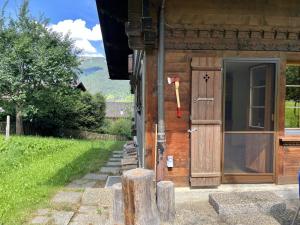 Apartment Akelei - gross Appartement-Fewo- Dusche oder Bad- WC 7-Bettwohnung by Interhome